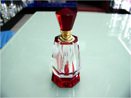 crystal perfume bottle CE0002