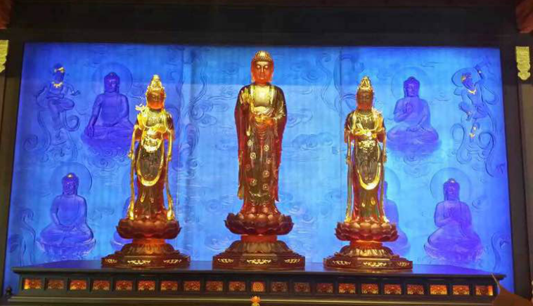 Glaze figue of the Buddba GC0024