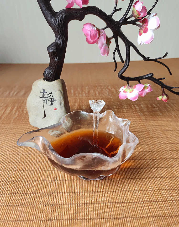 Glass tea set Lotus leaf and a cup of